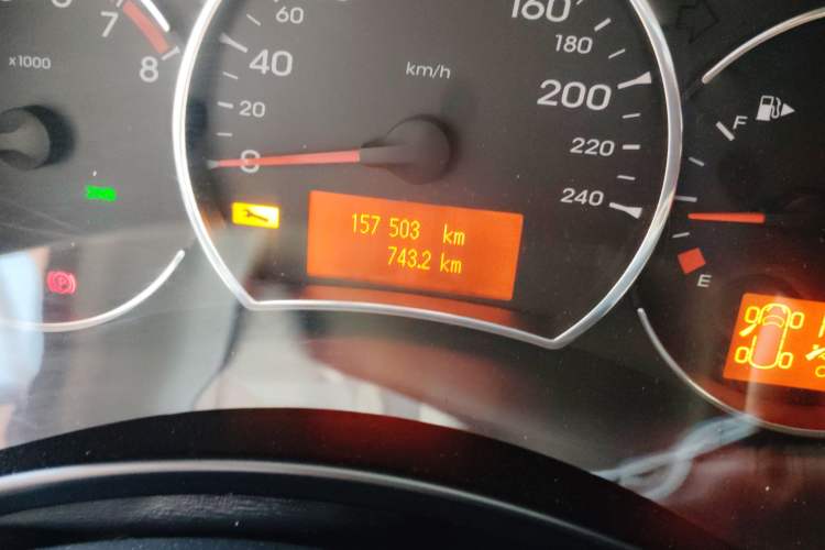Used Renault Koleos 2010 2.5L 4x4 Comfort Edition Odometer Close Up