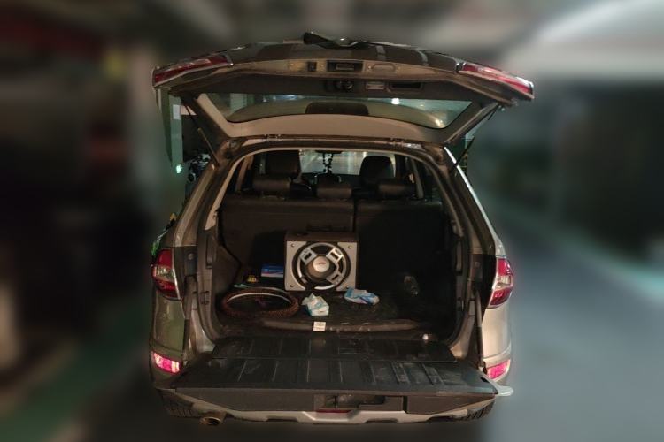 Used Renault Koleos 2010 2.5L Two-Wheel Drive Comfort Version Trunk