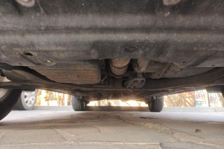 Used Renault Koleos 2010 2.5L Four-Wheel Drive Bose Limited Edition Chassis Front