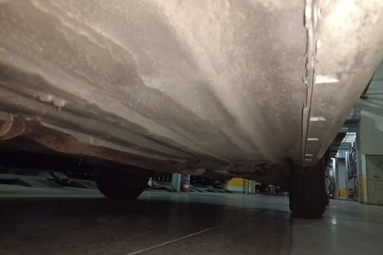 Used Renault Koleos 2010 2.5L 4x4 Comfort Edition Chassis Front Left