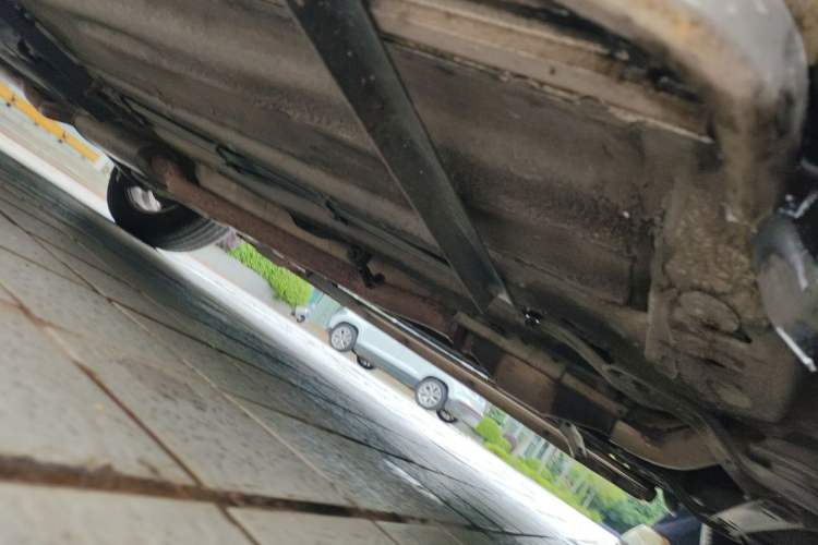 Used Renault Koleos 2010 2.5L Two-Wheel-Drive Luxury Version Chassis Front Right