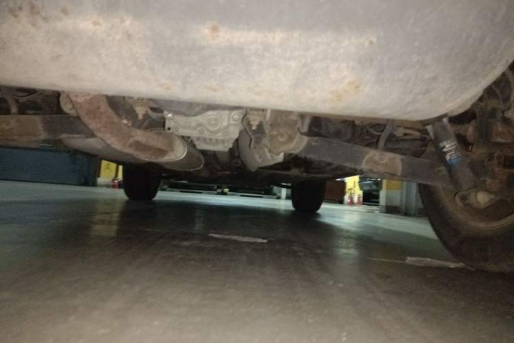 Used Renault Koleos 2010 2.5L 4x4 Comfort Edition Chassis Rear