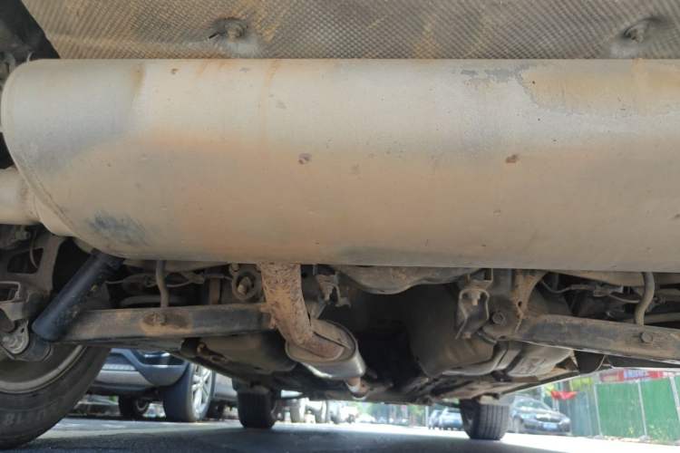 Used Renault Koleos 2010 2.5L 4x4 Comfort Edition Chassis Rear
