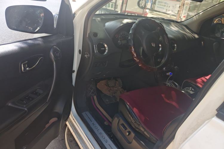 Used Renault Koleos 2010 2.5L 4x4 Comfort Edition Driver Seat