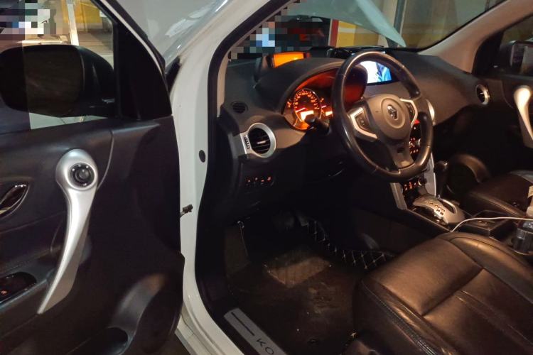 Used Renault Koleos 2010 2.5L 4x4 Comfort Edition Driver Seat