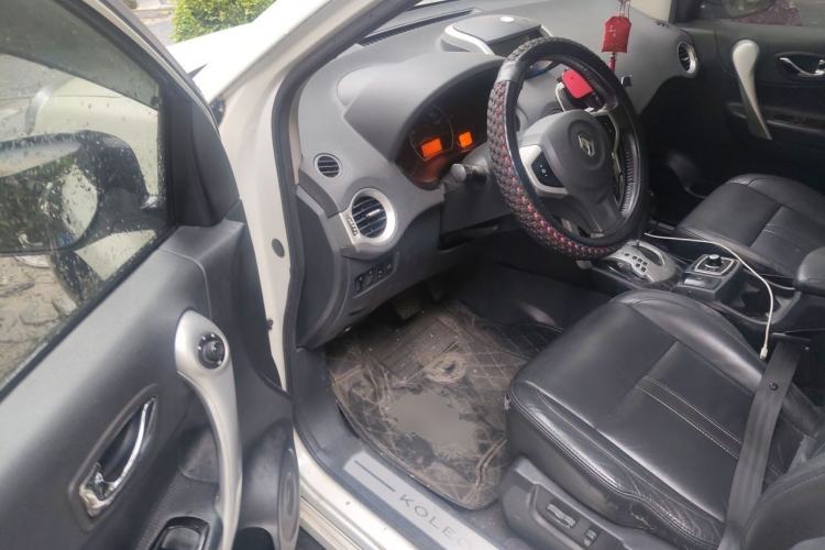 Used Renault Koleos 2010 2.5L Two-Wheel Drive Comfort Version Driver Seat