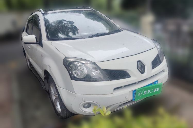 Used Renault Koleos 2010 2.5L Two-Wheel Drive Comfort Version Front Right 45 Deg