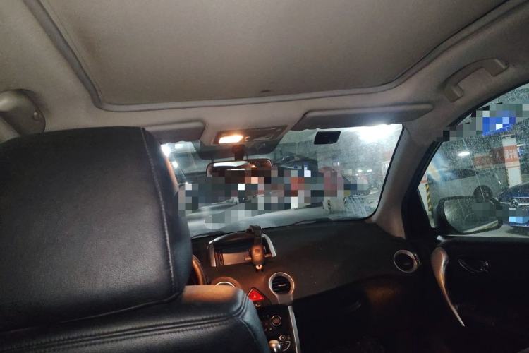 Used Renault Koleos 2010 2.5L Two-Wheel Drive Fashion Edition Headliner