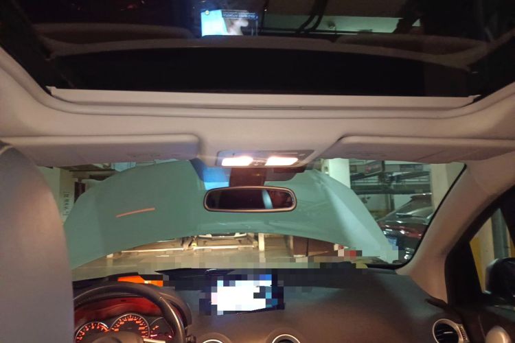 Used Renault Koleos 2010 2.5L 4x4 Comfort Edition Headliner