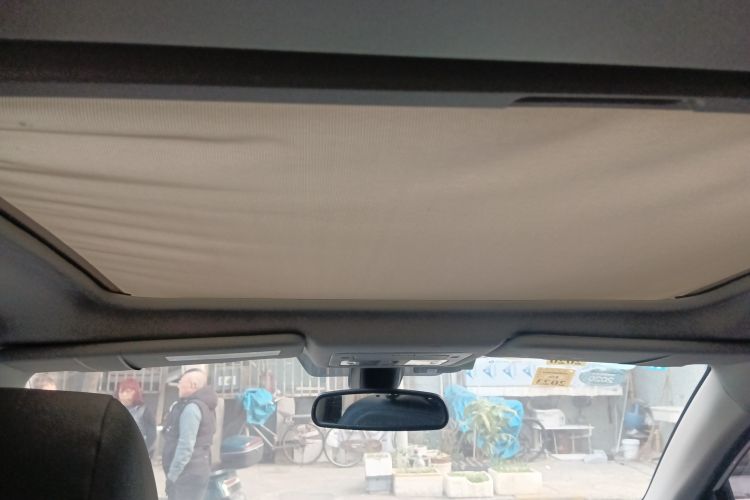 Used Renault Koleos 2010 2.5L 4x4 Luxury Version Headliner