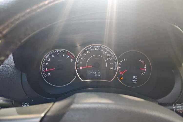 Used Renault Koleos 2010 2.5L 4x4 Comfort Edition Instrument Cluster