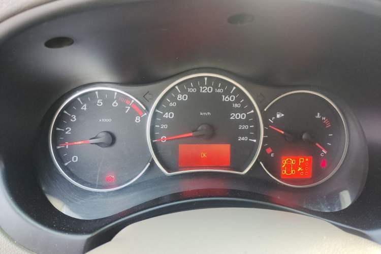 Used Renault Koleos 2010 2.5L Four-Wheel Drive Bose Limited Edition Instrument Cluster