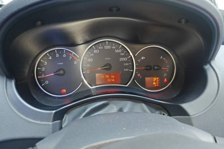 Used Renault Koleos 2010 2.5L 4x4 Comfort Edition Instrument Cluster