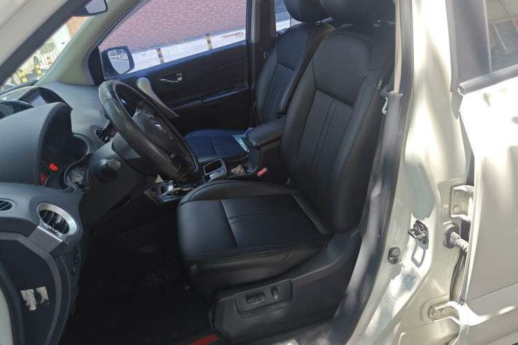 Used Renault Koleos 2010 2.5L 4x4 Comfort Edition Left Front Seat