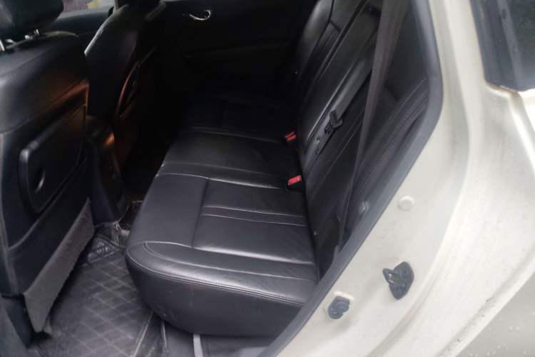Used Renault Koleos 2010 2.5L Two-Wheel Drive Comfort Version Left Rear Seat