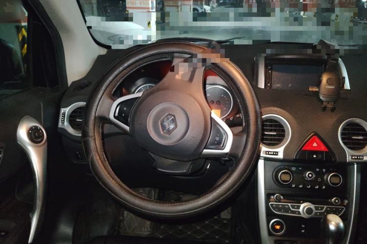 Used Renault Koleos 2010 2.5L Two-Wheel Drive Fashion Edition Steering Wheel