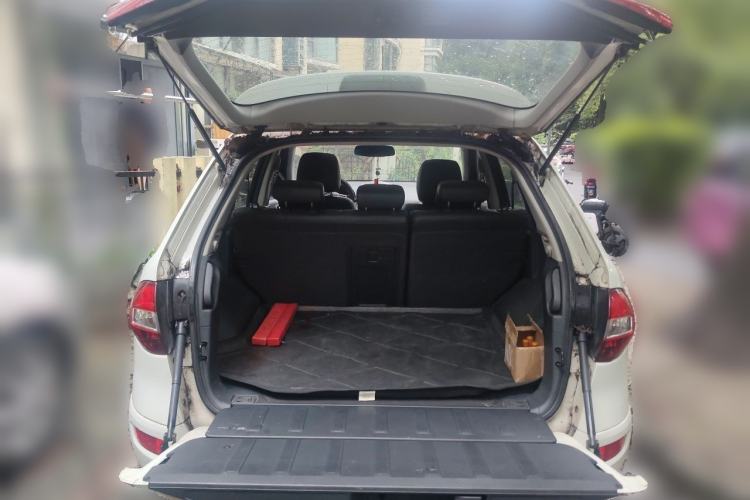 Used Renault Koleos 2010 2.5L Two-Wheel Drive Comfort Version Trunk