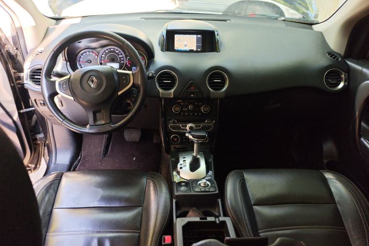 Used Renault Koleos 2012 2.5L Two-Wheel Drive Comfort Edition with Navigation Center Console