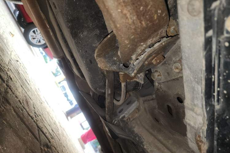 Used Renault Koleos 2012 2.5L 4x4 Comfort Edition with Navigation Chassis Rear Right