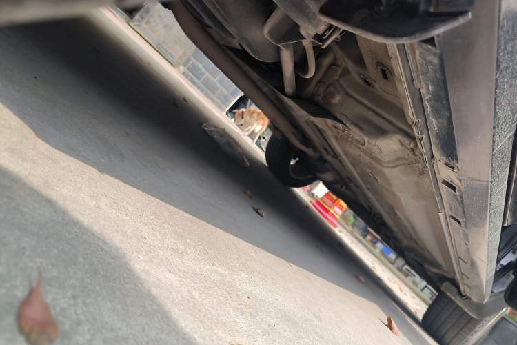 Used Renault Koleos 2012 2.5L Two-Wheel Drive Comfort Edition with Navigation Chassis Rear Right