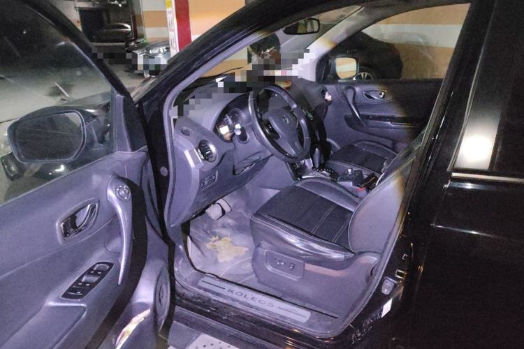 Used Renault Koleos 2012 2.5L 4x4 Comfort Edition with Navigation Driver Seat