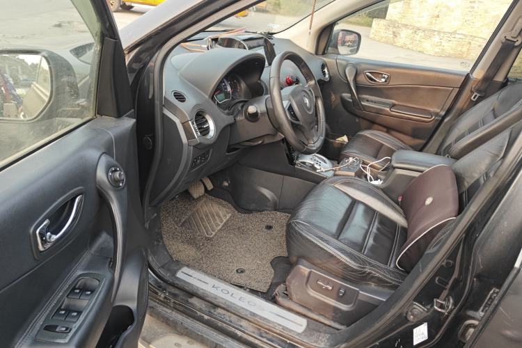 Used Renault Koleos 2012 2.5L 4x4 Comfort Edition with Navigation Driver Seat