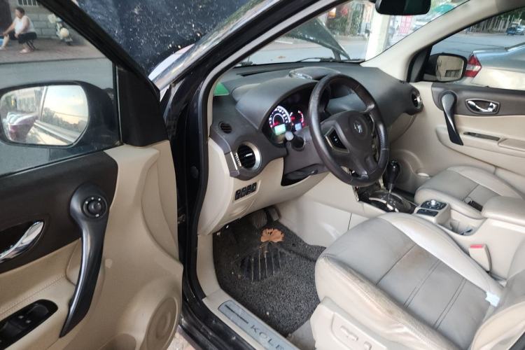Used Renault Koleos 2012 2.5L 4x4 Comfort Edition with Navigation Driver Seat