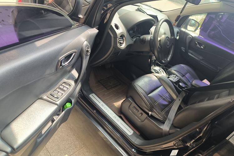 Used Renault Koleos 2012 2.5L Two-Wheel Drive Comfort Edition with Navigation Driver Seat