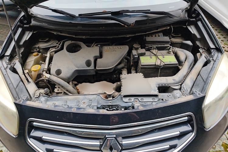 Used Renault Koleos 2012 2.5L Two-Wheel Drive Comfort Edition with Navigation Engine Bay