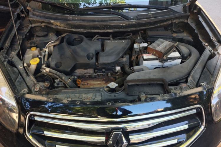 Used Renault Koleos 2012 2.5L Two-Wheel Drive Comfort Edition with Navigation Engine Bay