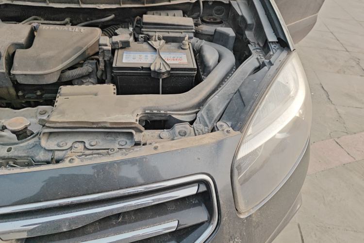 Used Renault Koleos 2012 2.5L 4x4 Comfort Edition with Navigation Engine Bay Left