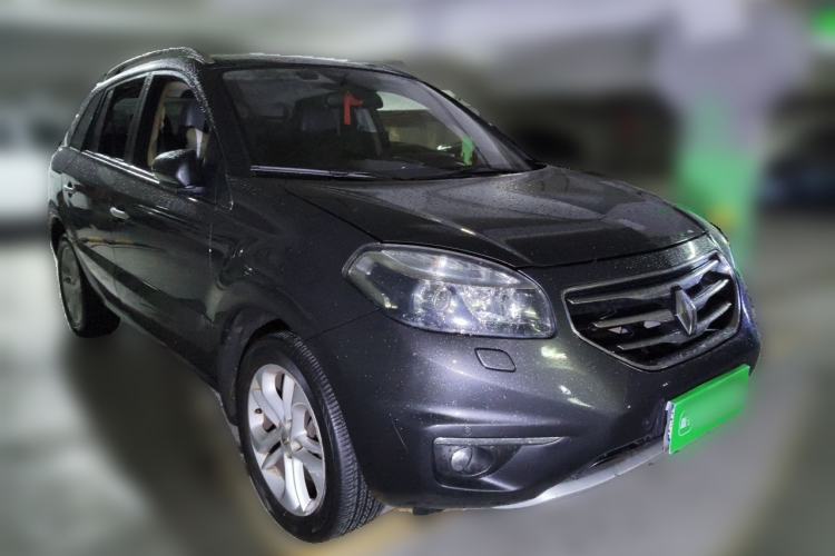 Used Renault Koleos 2012 2.5L 4x4 Luxury Navigation Edition Front Right 45 Deg