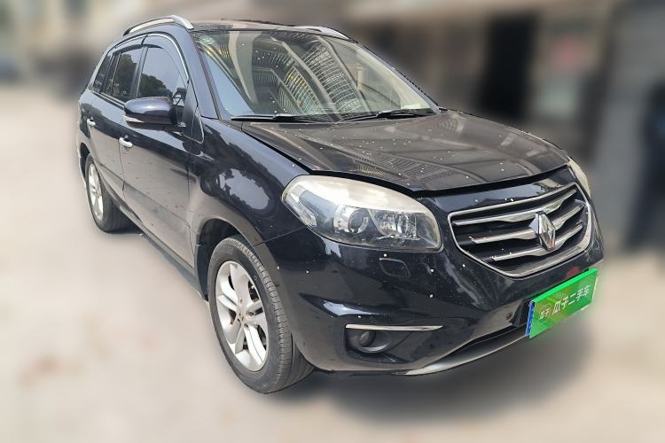 Used Renault Koleos 2012 2.5L Two-Wheel Drive Comfort Edition with Navigation Front Right 45 Deg