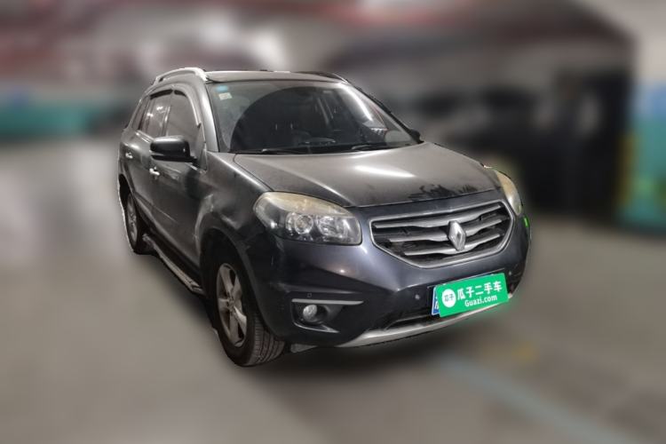 Used Renault Koleos 2012 2.5L Two-Wheel Drive Comfort Edition with Navigation Front Right 45 Deg
