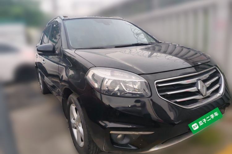 Used Renault Koleos 2012 2.5L Two-Wheel Drive Comfort Edition with Navigation Front Right 45 Deg