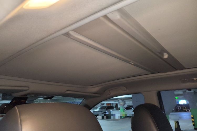 Used Renault Koleos 2012 2.5L 4x4 Luxury Navigation Edition Headliner