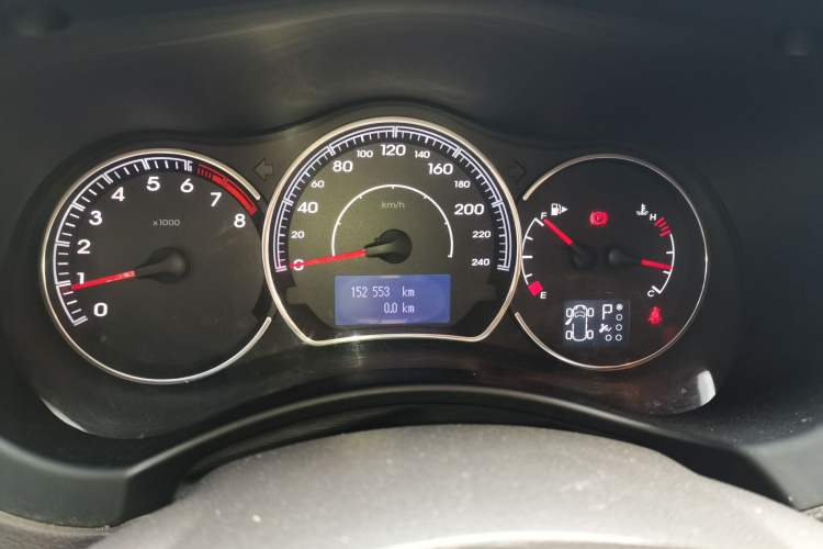 Used Renault Koleos 2012 2.5L Two-Wheel Drive Comfort Edition with Navigation Instrument Cluster