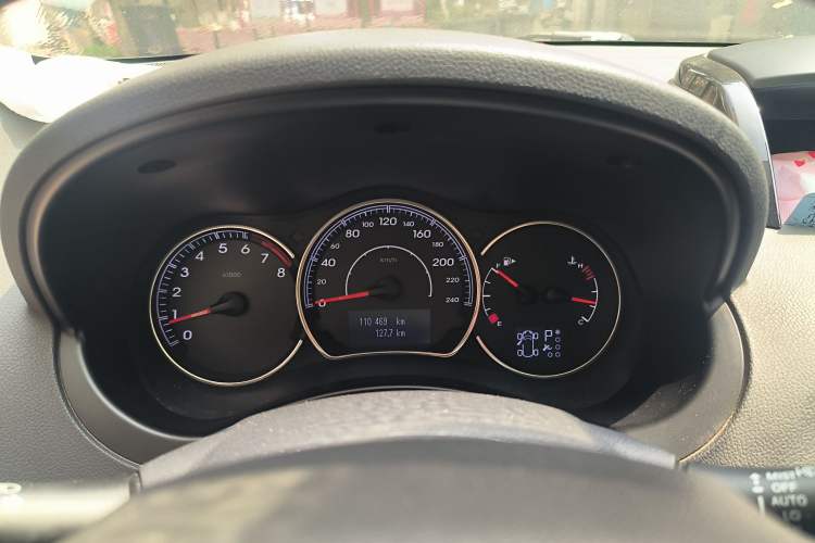 Used Renault Koleos 2012 2.5L Two-Wheel Drive Comfort Edition with Navigation Instrument Cluster