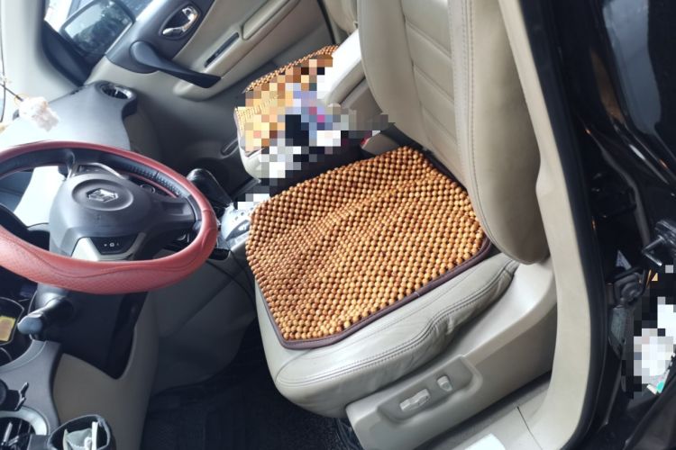Used Renault Koleos 2012 2.5L Two-Wheel Drive Comfort Edition with Navigation Left Front Seat