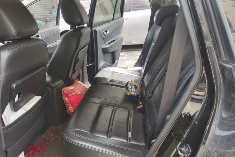 Used Renault Koleos 2012 2.5L 4x4 Comfort Edition with Navigation Left Rear Seat