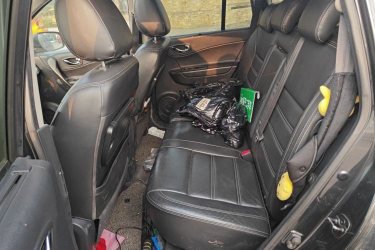 Used Renault Koleos 2012 2.5L 4x4 Comfort Edition with Navigation Left Rear Seat