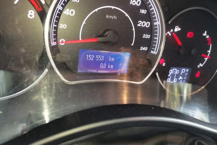 Used Renault Koleos 2012 2.5L Two-Wheel Drive Comfort Edition with Navigation Odometer Close Up