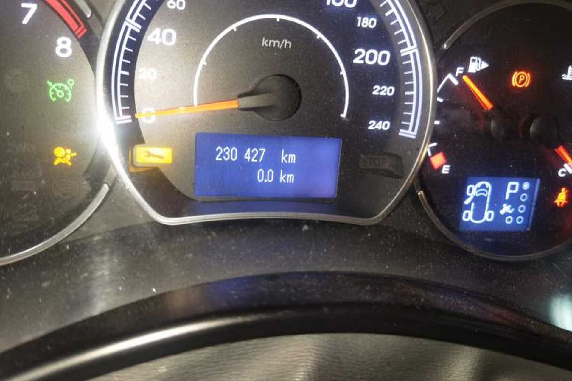 Used Renault Koleos 2012 2.5L Two-Wheel Drive Comfort Edition with Navigation Odometer Close Up