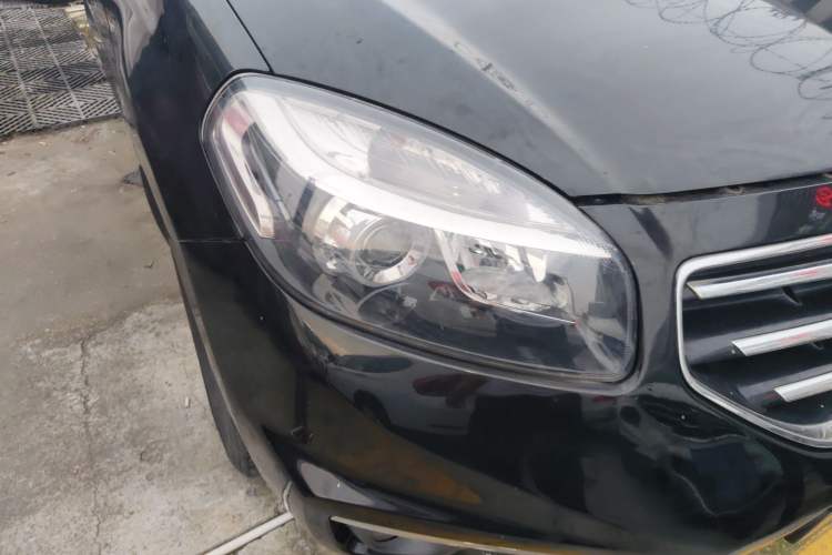 Used Renault Koleos 2012 2.5L Two-Wheel Drive Comfort Edition with Navigation Right Front Headlight