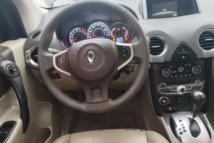 Used Renault Koleos 2012 2.5L Two-Wheel Drive Comfort Edition with Navigation Steering Wheel