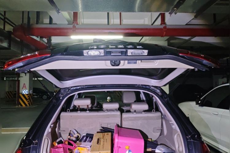 Used Renault Koleos 2012 2.5L Two-Wheel Drive Comfort Edition with Navigation Trunk