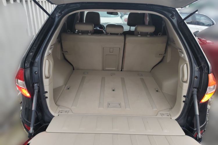 Used Renault Koleos 2012 2.5L Two-Wheel Drive Comfort Edition with Navigation Trunk