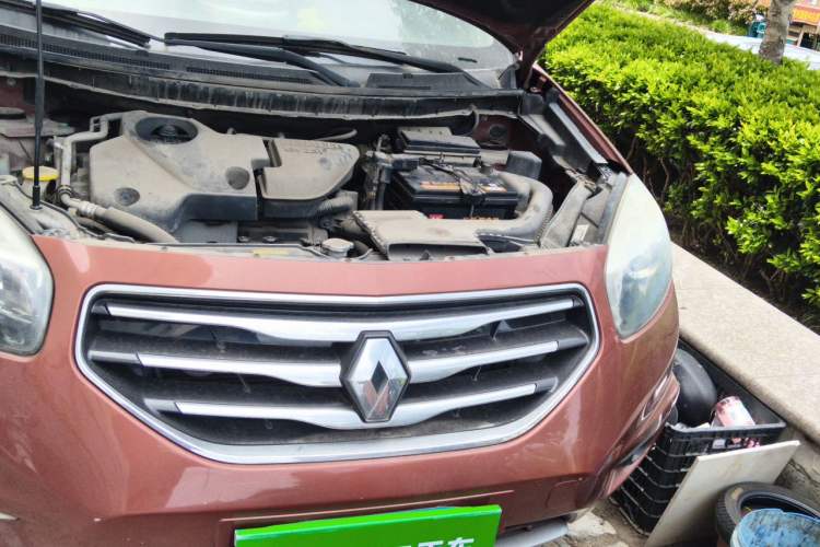 Used Renault Koleos 2012 2.5 Two-Wheel Drive Urban Edition Engine Bay Left