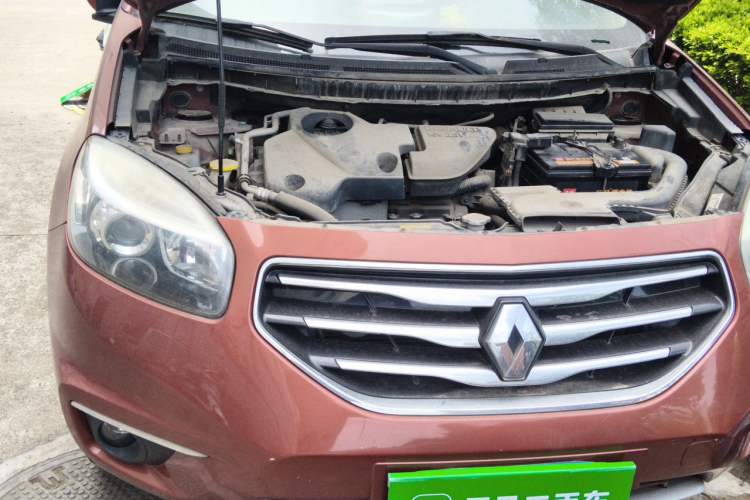 Used Renault Koleos 2012 2.5 Two-Wheel Drive Urban Edition Engine Bay Right