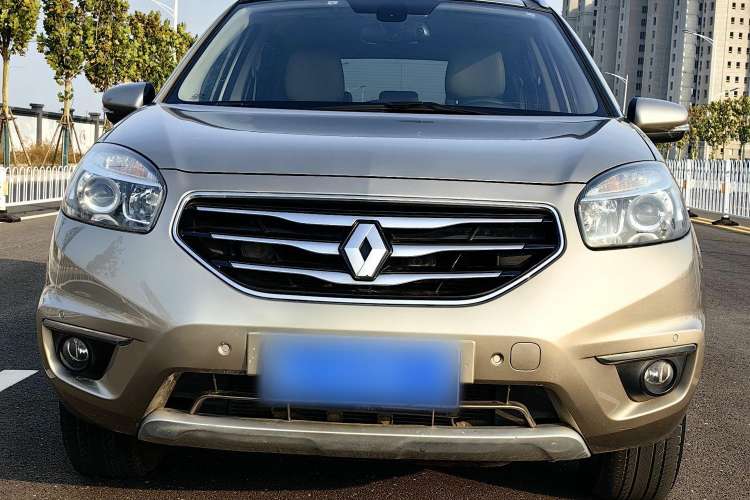 Used Renault Koleos 2012 2.5L Two-Wheel Drive Comfort Edition with Navigation Exterior 1